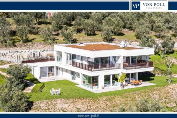 casa indipendente in vendita a Tignale