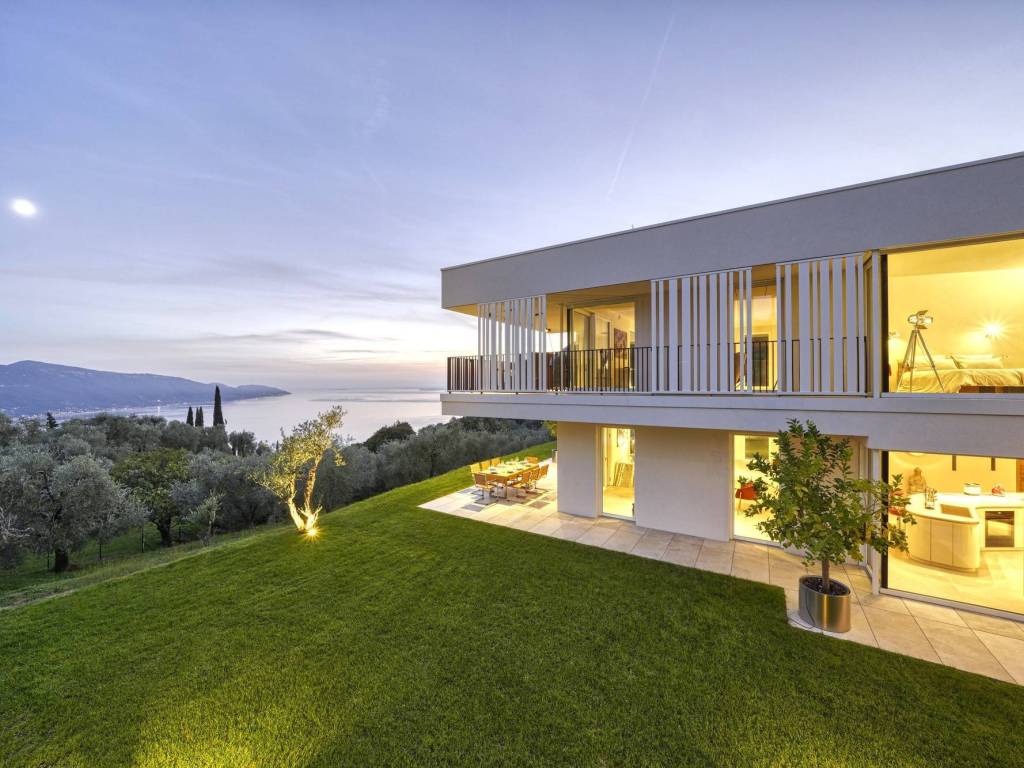 casa indipendente in vendita a Tignale