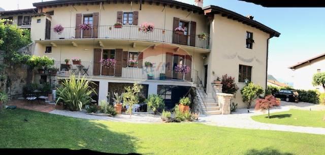 casa indipendente in vendita a Tignale in zona Prabione