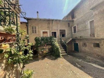 appartamento in vendita a Tignale in zona Oldesio
