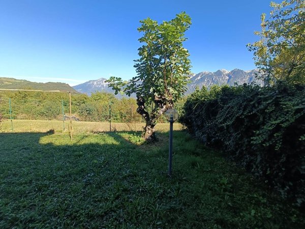 appartamento in vendita a Tignale in zona Prabione