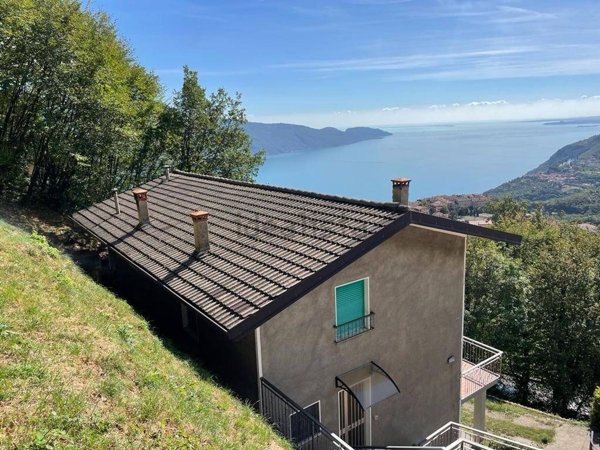 casa indipendente in vendita a Tignale in zona Forca