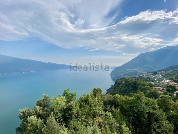 casa indipendente in vendita a Tignale