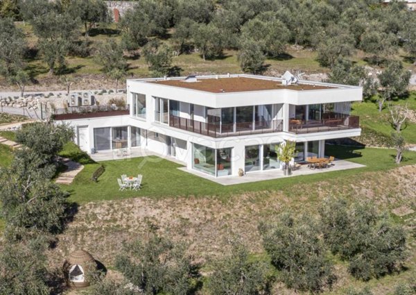 casa indipendente in vendita a Tignale