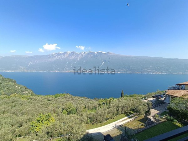 appartamento in vendita a Tignale in zona Piovere