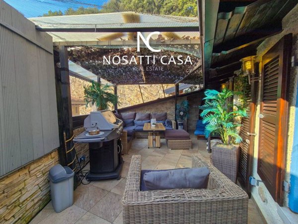 casa indipendente in vendita a Tignale in zona Piovere