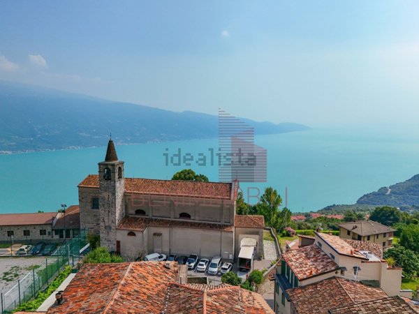 casa indipendente in vendita a Tignale in zona Gardola