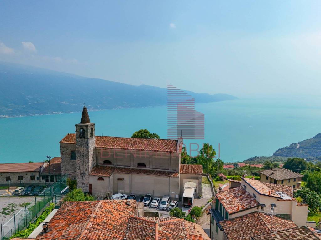 casa indipendente in vendita a Tignale in zona Gardola