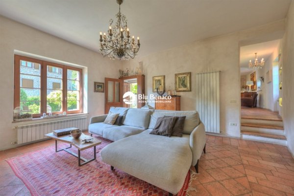 casa indipendente in vendita a Tignale in zona Prabione