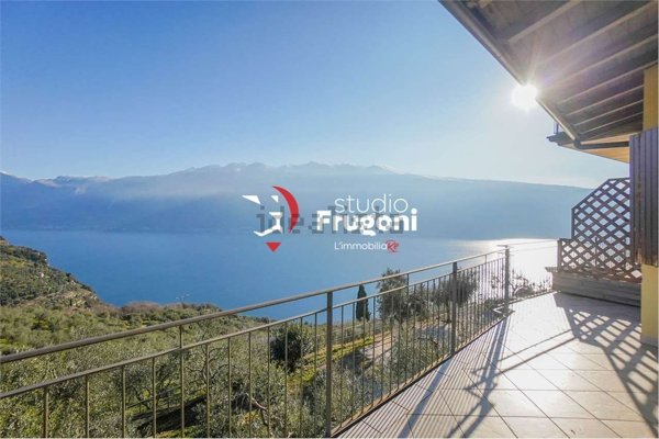 appartamento in vendita a Tignale in zona Piovere