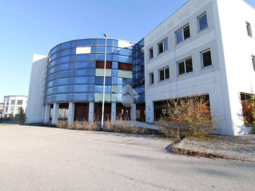 ufficio in vendita a Torbole Casaglia