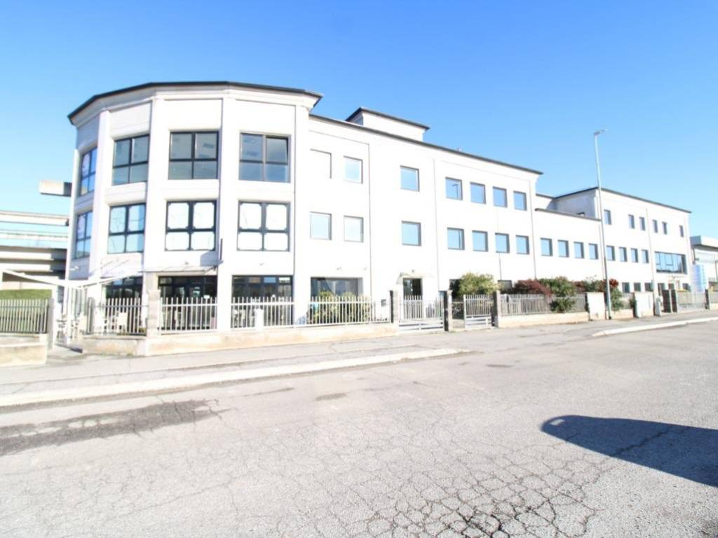 ufficio in vendita a Torbole Casaglia