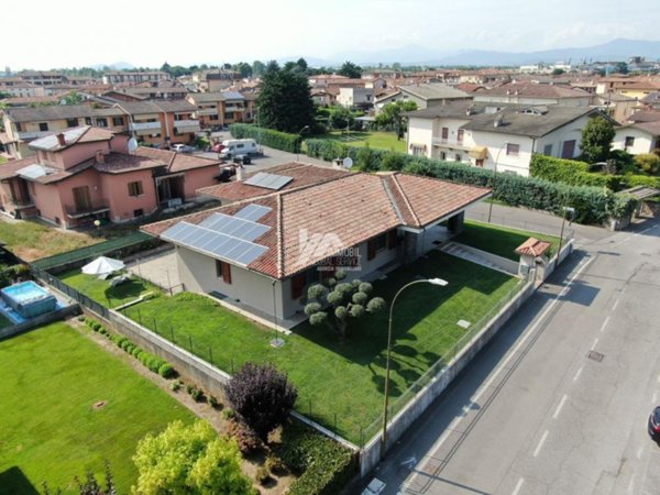 casa indipendente in vendita a Torbole Casaglia