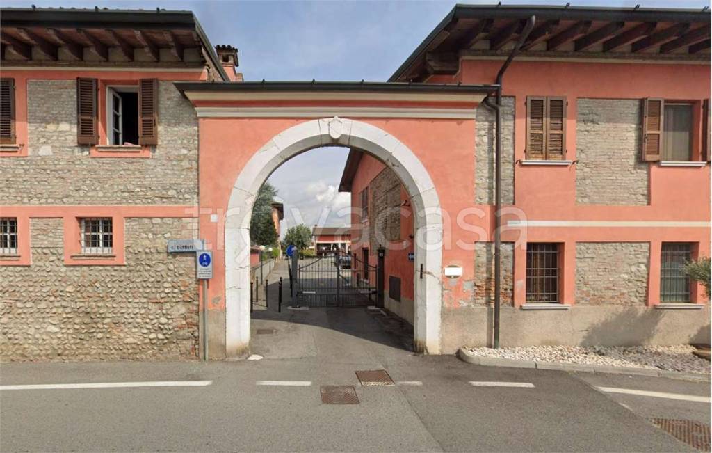 casa indipendente in vendita a Torbole Casaglia