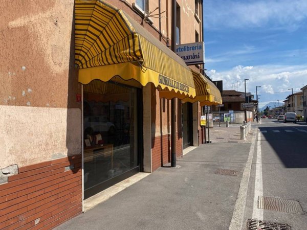 negozio in vendita a Torbole Casaglia