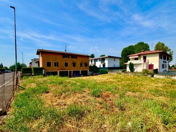 terreno edificabile in vendita a Torbole Casaglia