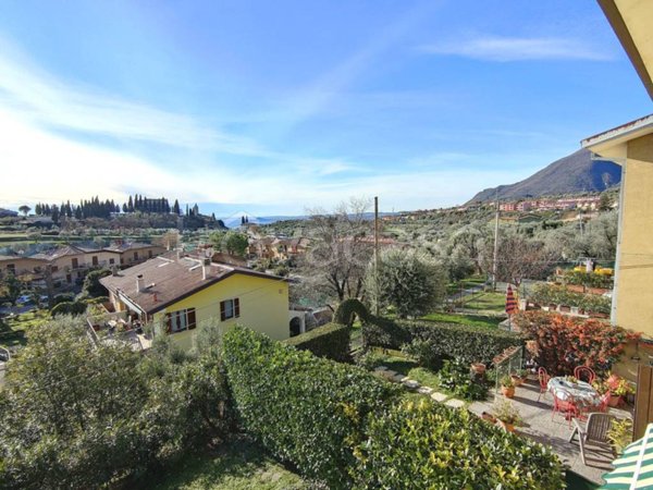 casa indipendente in vendita a Toscolano-Maderno
