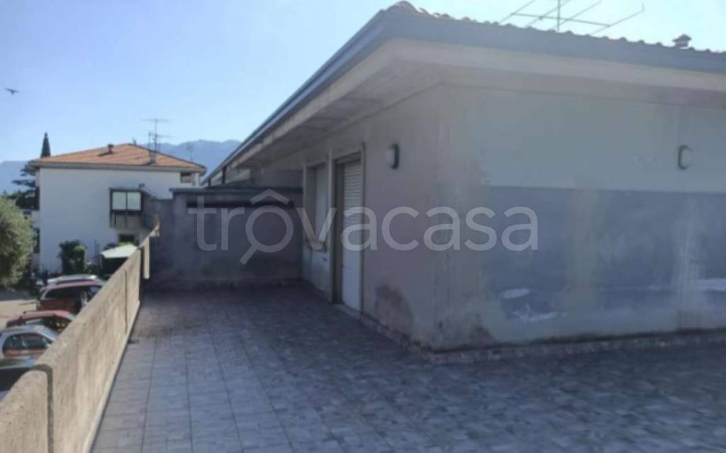 appartamento in vendita a Toscolano-Maderno in zona Toscolano