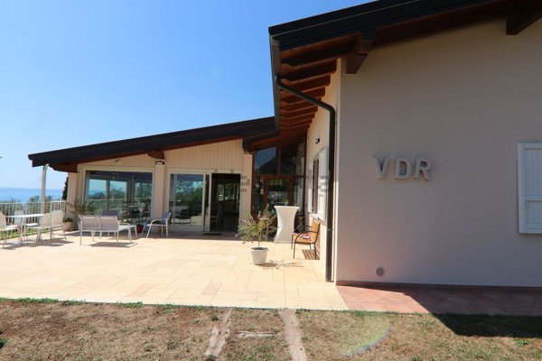 casa indipendente in vendita a Toscolano-Maderno