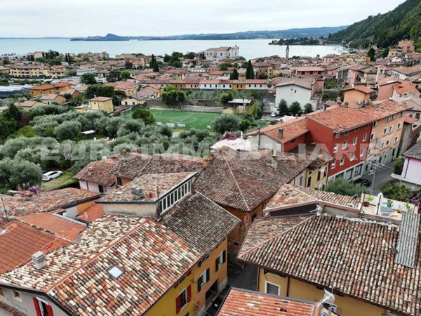 casa indipendente in vendita a Toscolano-Maderno in zona Maderno