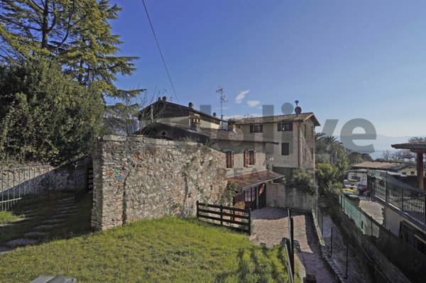 casa indipendente in vendita a Toscolano-Maderno