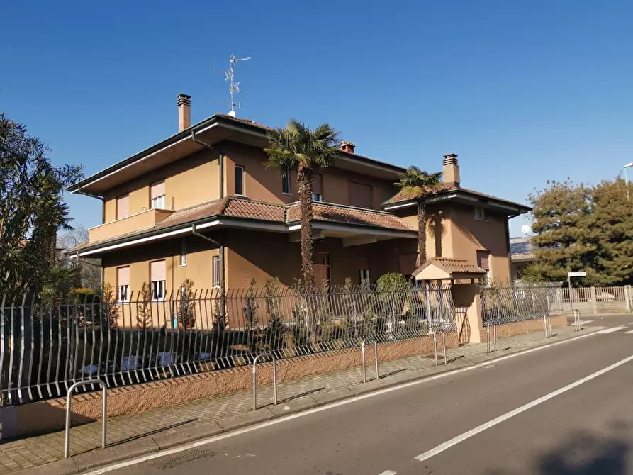 casa indipendente in vendita a Toscolano-Maderno in zona Maderno