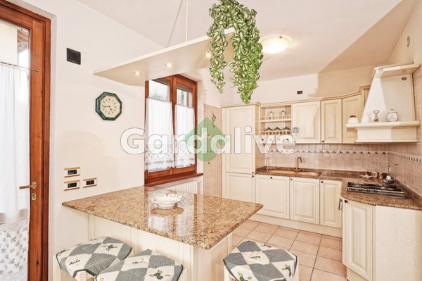 casa indipendente in vendita a Toscolano-Maderno