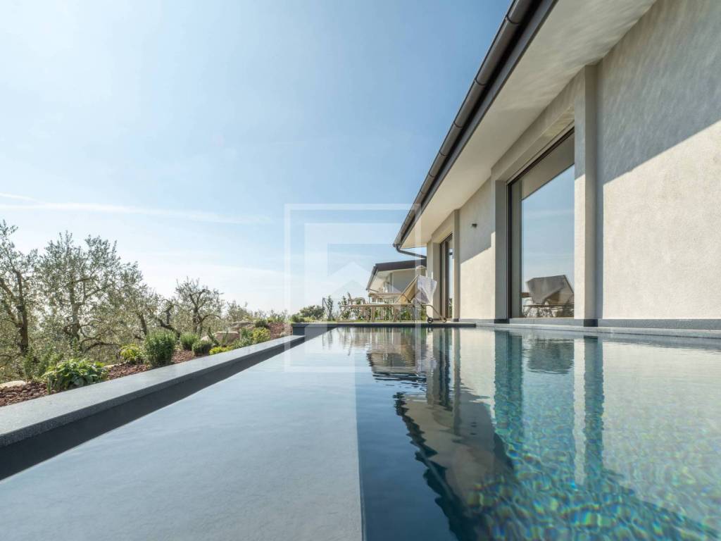 casa indipendente in vendita a Toscolano-Maderno