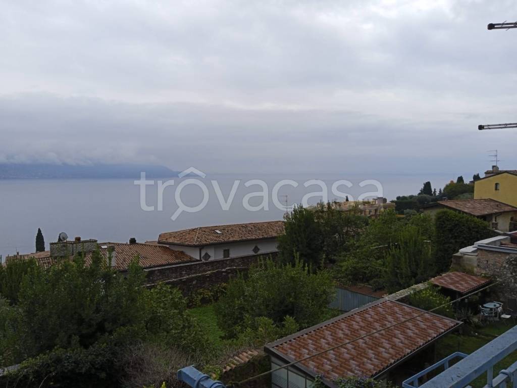 casa indipendente in vendita a Toscolano-Maderno in zona Cecina