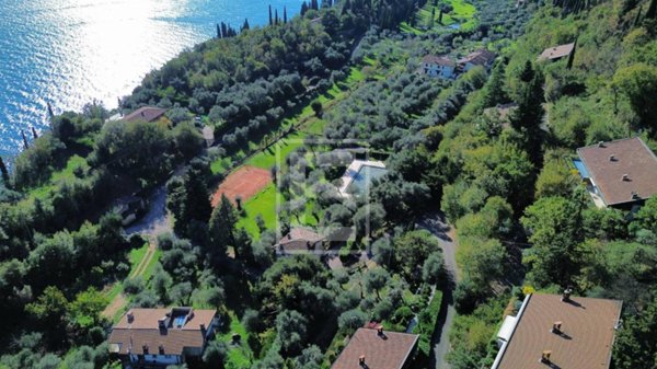 casa indipendente in vendita a Toscolano-Maderno