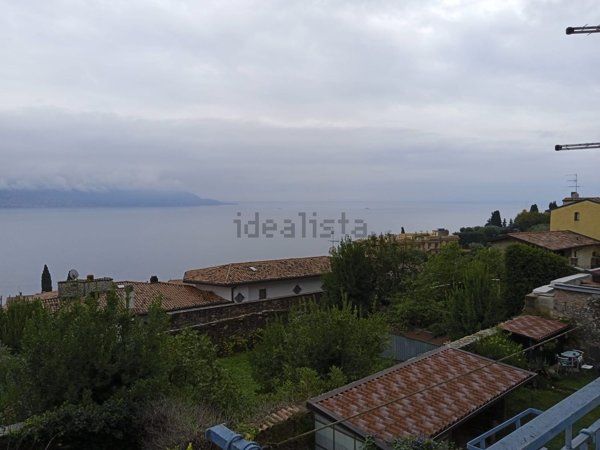 appartamento in vendita a Toscolano-Maderno in zona Cecina