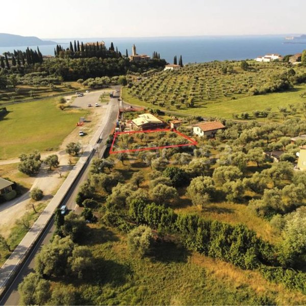 terreno agricolo in vendita a Toscolano-Maderno in zona Toscolano
