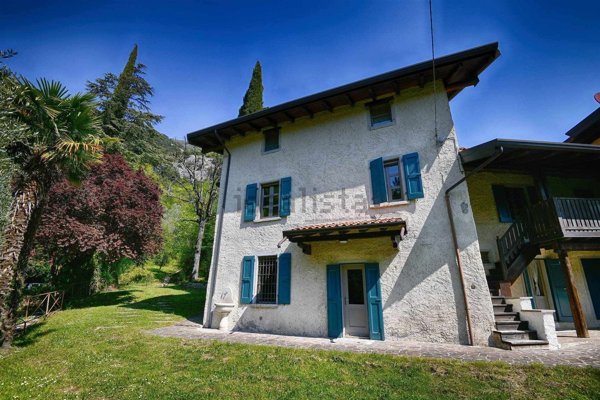 casale in vendita a Toscolano-Maderno