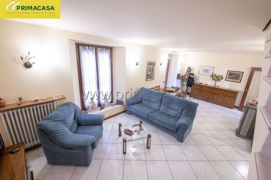 casa indipendente in vendita a Toscolano-Maderno in zona Toscolano