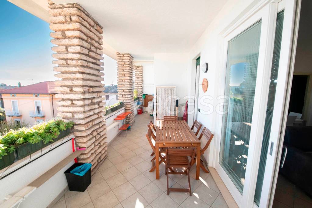 appartamento in vendita a Toscolano-Maderno in zona Maderno