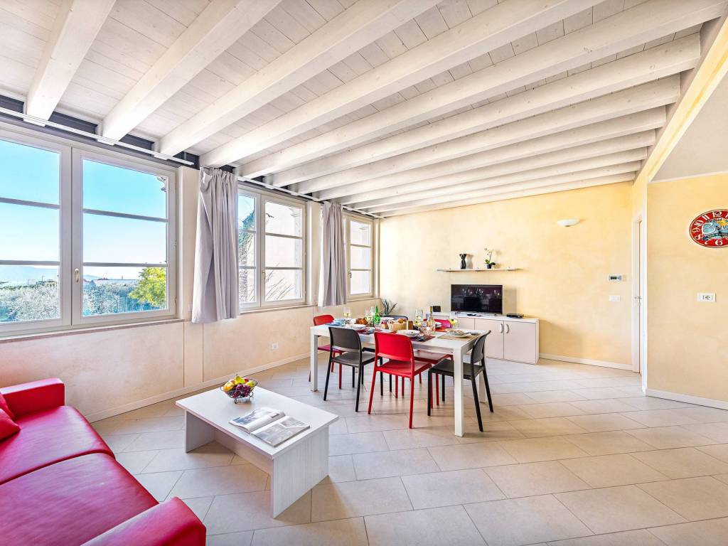 appartamento in vendita a Toscolano-Maderno