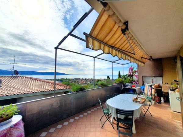 casa indipendente in vendita a Toscolano-Maderno