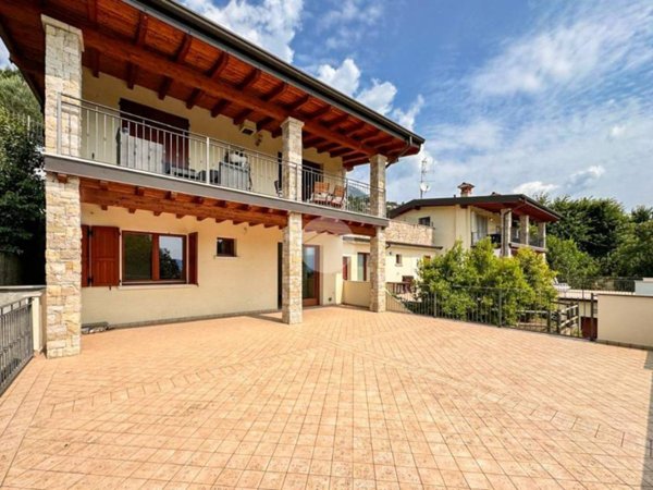 appartamento in vendita a Toscolano-Maderno in zona Toscolano