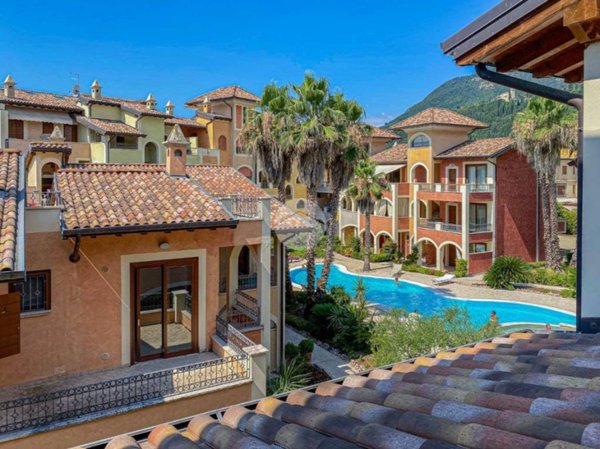 appartamento in vendita a Toscolano-Maderno in zona Maderno