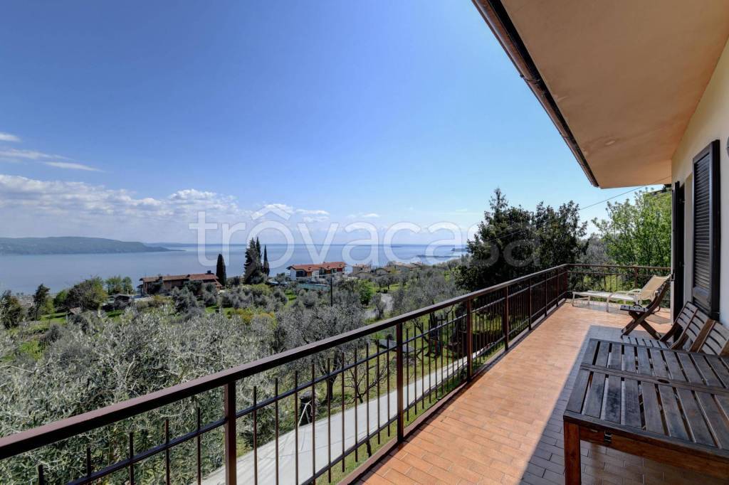 casa indipendente in vendita a Toscolano-Maderno in zona Toscolano