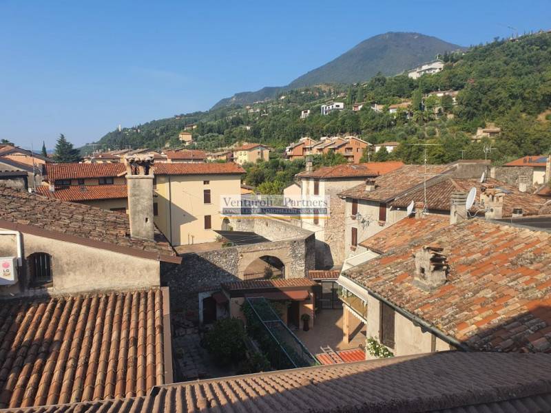 appartamento in vendita a Toscolano-Maderno in zona Toscolano