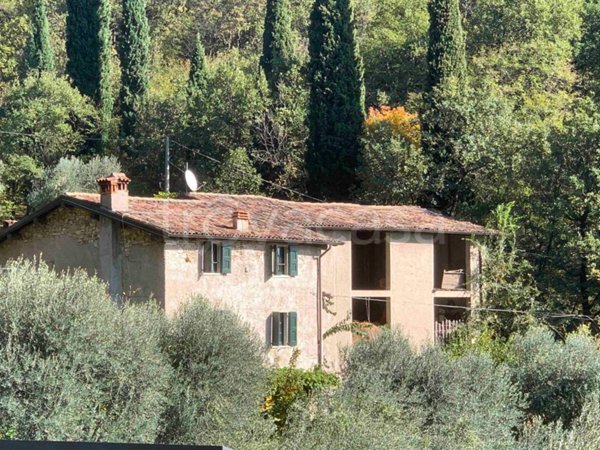casa indipendente in vendita a Toscolano-Maderno