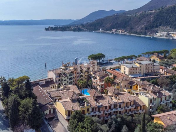 appartamento in vendita a Toscolano-Maderno in zona Maderno