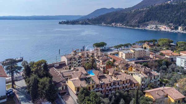 appartamento in vendita a Toscolano-Maderno in zona Maderno