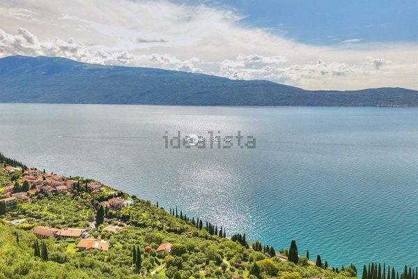 casa indipendente in vendita a Toscolano-Maderno