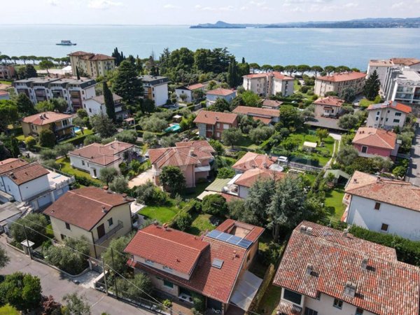 casa indipendente in vendita a Toscolano-Maderno in zona Maderno