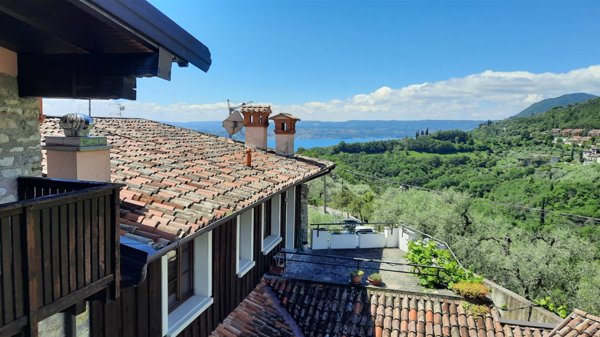 casa indipendente in vendita a Toscolano-Maderno