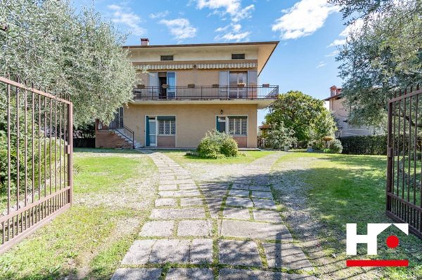 casa indipendente in vendita a Toscolano-Maderno in zona Maderno