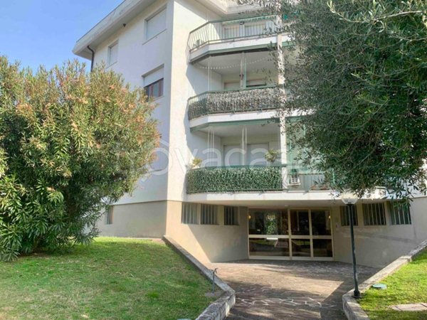 appartamento in vendita a Toscolano-Maderno in zona Maderno