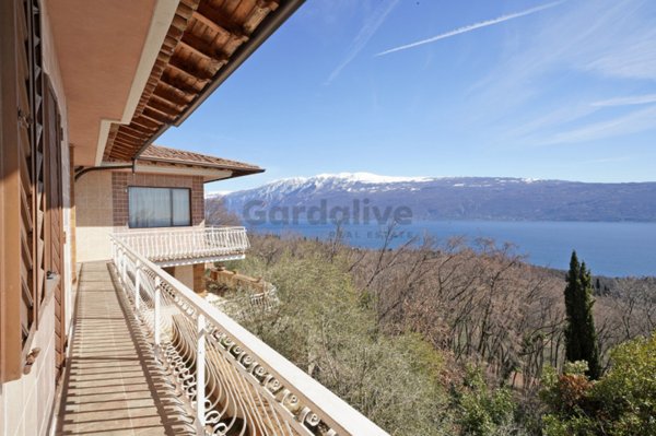 casa indipendente in vendita a Toscolano-Maderno